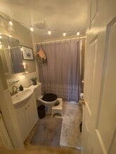 4 Nixon Ln, Unit 2 in Stoneham, MA - Building Photo - Building Photo