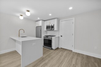 22 Paris St in Boston, MA - Building Photo - Building Photo