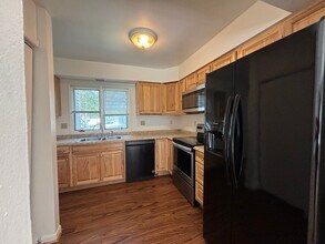 325 Shenandoah Cir in Blacksburg, VA - Building Photo - Building Photo