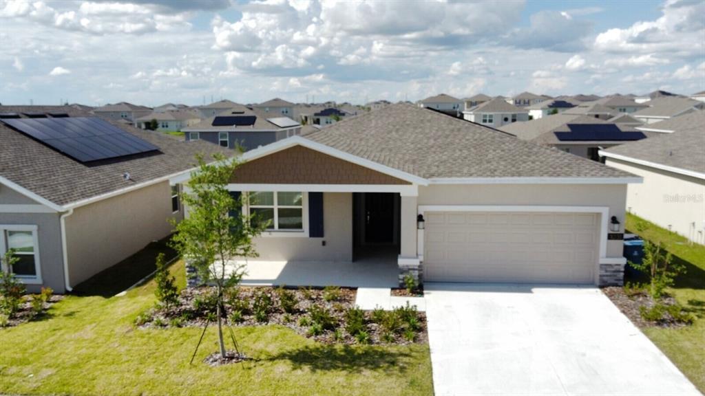 1031 Theodore St in Davenport, FL - Building Photo