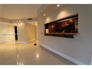 21075 NE 34th Ave in Miami, FL - Building Photo - Building Photo