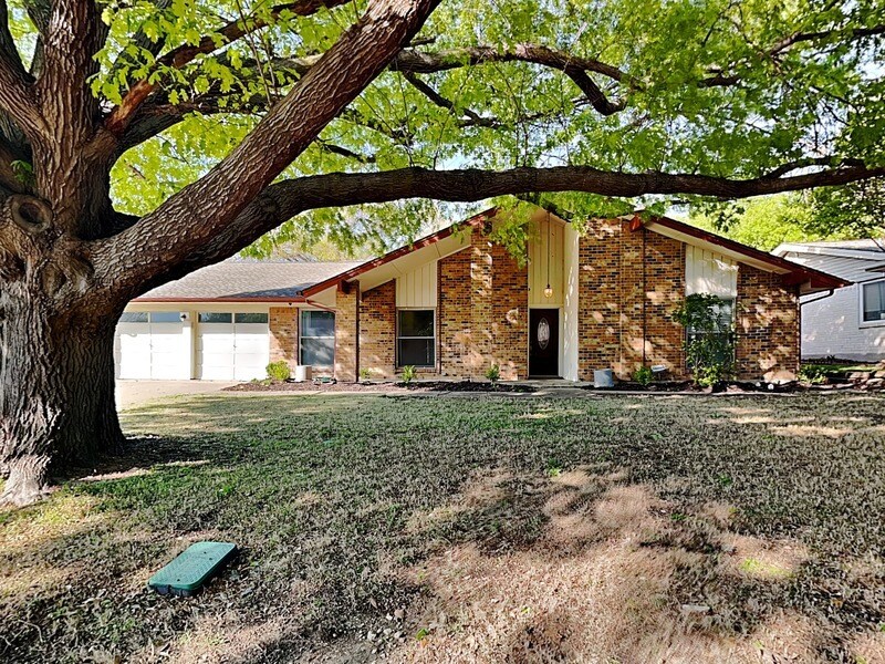 3413 Wayland Dr in Fort Worth, TX - Foto de edificio