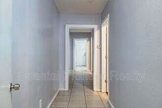 2531 W Cherry St in Tampa, FL - Building Photo - Building Photo