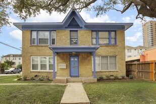 1220 Waugh Dr in Houston, TX - Building Photo