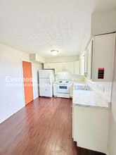 1889 Laramie Dr in Powell, OH - Building Photo - Building Photo