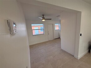 2051-2055 NE 167th St in North Miami Beach, FL - Building Photo - Building Photo