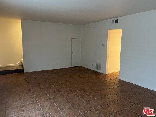 469 W 19th St in Los Angeles, CA - Building Photo - Building Photo