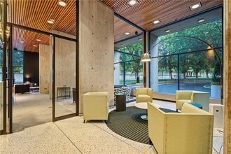 2510 Grand Blvd in Kansas City, MO - Foto de edificio - Building Photo