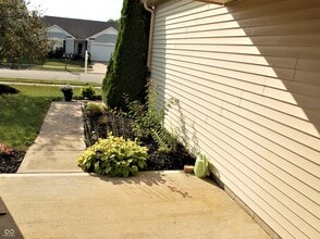 8348 S Swimming Hole Ln in Pendleton, IN - Building Photo - Building Photo