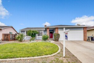 1571 Calle De Aida in San Jose, CA - Building Photo