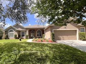 8119 Belshire Dr in Orlando, FL - Building Photo