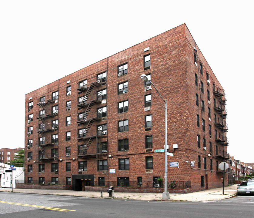 639 Albany Ave in Brooklyn, NY - Building Photo