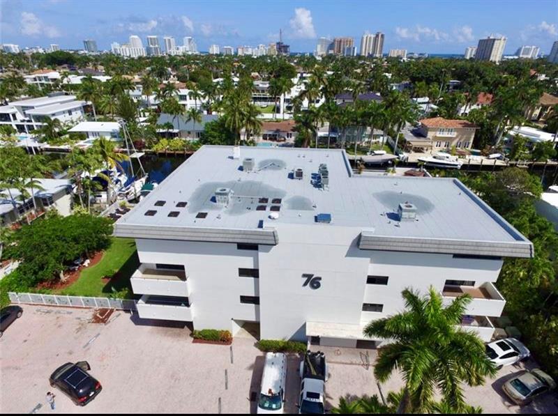 76 Isle of Venice Dr in Fort Lauderdale, FL - Building Photo