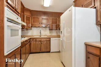 3411 Londonderry Dr in Greensboro, NC - Building Photo - Building Photo