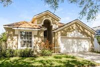 7241 Mardell Ct in Orlando, FL - Foto de edificio - Building Photo