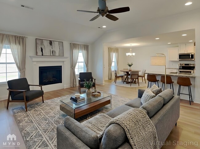 5904 SW Teppee Ave in Bentonville, AR - Foto de edificio - Building Photo