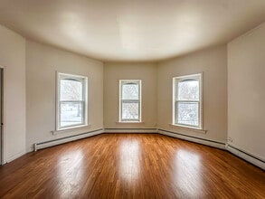 415 Avenue E, Unit Unit4 in Fort Madison, IA - Building Photo - Building Photo