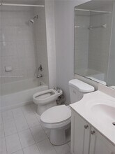 17350 NW 67th Ave in Hialeah, FL - Building Photo - Building Photo