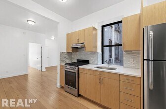 206 Rivington St in New York, NY - Foto de edificio - Building Photo