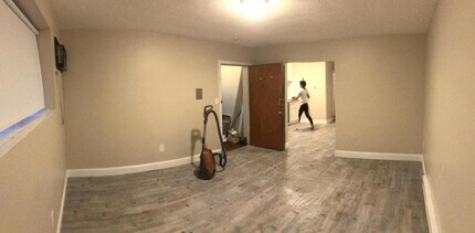 656 Hyde Park Ave in Boston, MA - Building Photo - Building Photo