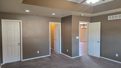 20510 London Ln in Waynesville, MO - Building Photo - Building Photo