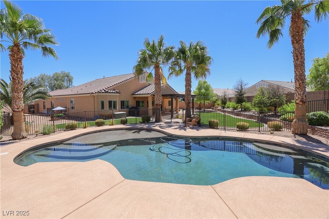 9117 N Costa De Oro Ct in Las Vegas, NV - Building Photo