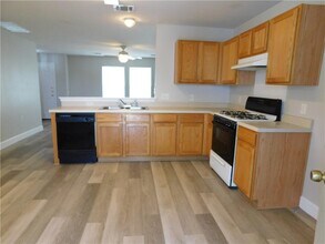 11609 Melstone Dr in Manor, TX - Building Photo - Building Photo