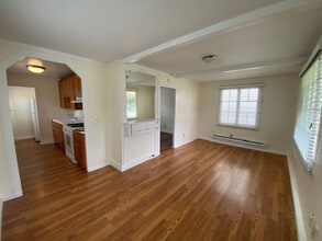 134 18th St in Pacific Grove, CA - Building Photo - Building Photo