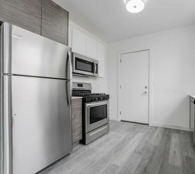 6100 N Paulina St in Chicago, IL - Building Photo - Building Photo
