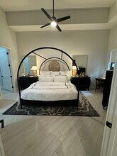 8225 NW 34th St, Unit A3 in Doral, FL - Foto de edificio - Building Photo