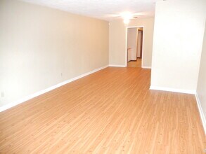 1886 Darryl Dr-Unit -1886 Darryl Drive B in Tallahassee, FL - Building Photo - Building Photo
