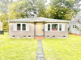 220 Keels Ave in Rock Hill, SC - Building Photo