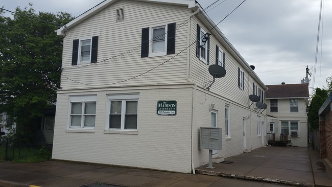 The Madison Apartments in Quantico, VA - Building Photo - Primary Photo