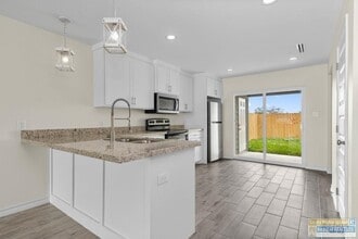 690 Seminole Ln in Brownsville, TX - Building Photo - Building Photo