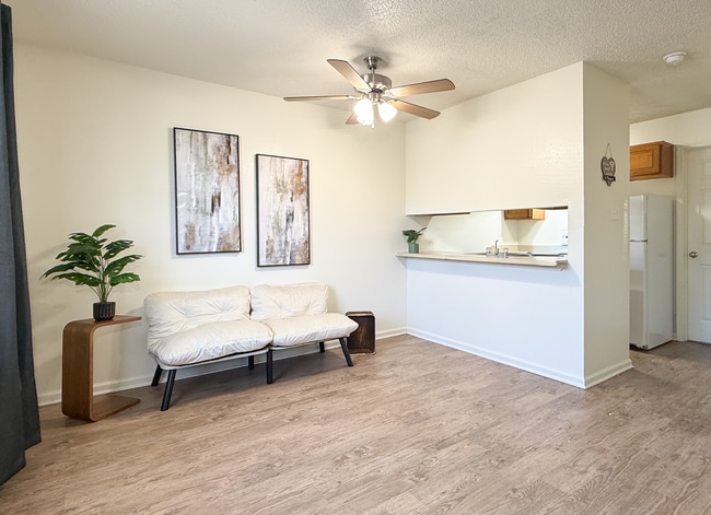 Kenilworth Ridge... A Hidden Jewel! in Baton Rouge, LA - Building Photo - Building Photo