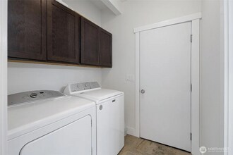 85 Gerard Ln in Friday Harbor, WA - Foto de edificio - Building Photo