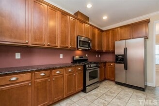 714 Keystone Park Dr in Morrisville, NC - Building Photo - Building Photo