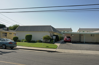 1228 Jefferson Ave in Clovis, CA - Building Photo - Building Photo