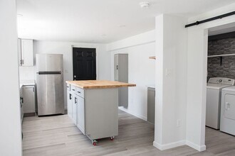 124 1st Ave W in Glen Burnie, MD - Building Photo - Building Photo