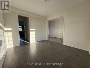 1 Larissa Pk Dr in Quinte West, ON - Building Photo - Building Photo