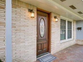 4054 Walnut Hill Ln in Dallas, TX - Building Photo - Building Photo