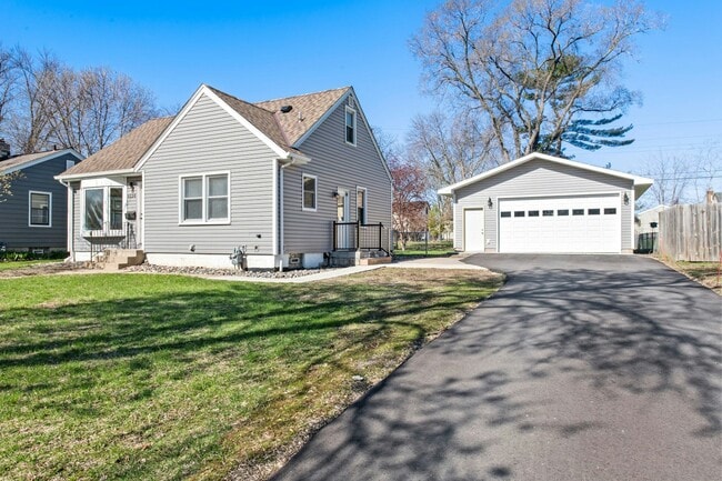 property at 6520 Stevens Ave