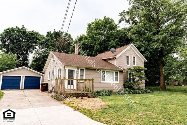 property at 317 W 16th St