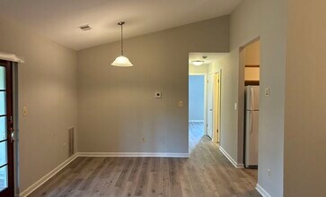 112 Water Fountain Way in Glen Burnie, MD - Building Photo - Building Photo