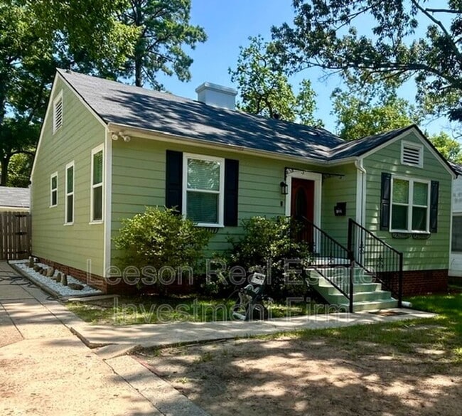 122 E Dalzell St