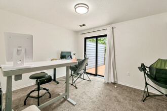 Division Street Mixed-Use in Portland, OR - Building Photo - Interior Photo