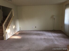 136 Touchstone Pl in West Sacramento, CA - Building Photo - Building Photo