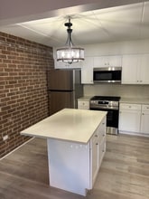 254 E Bailey Rd in Naperville, IL - Building Photo - Building Photo