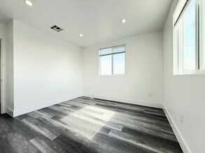 2855 1/2 Cincinnati St in Los Angeles, CA - Building Photo - Building Photo