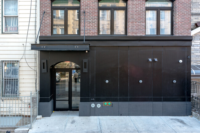 54 Troutman St in Brooklyn, NY - Foto de edificio - Building Photo